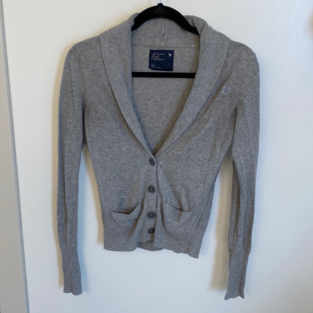 Gray Long Sleeved American Eagle Cardigan - S